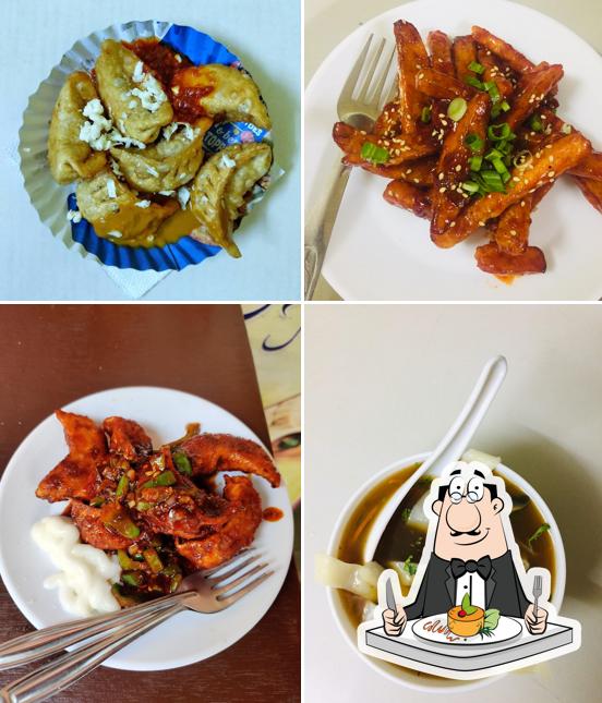 Meals at Lama Momos