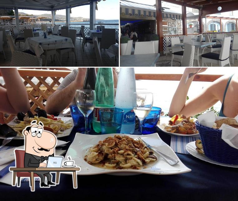 Siediti a un tavolo di Golden Beach - Ristorante Bar Meta