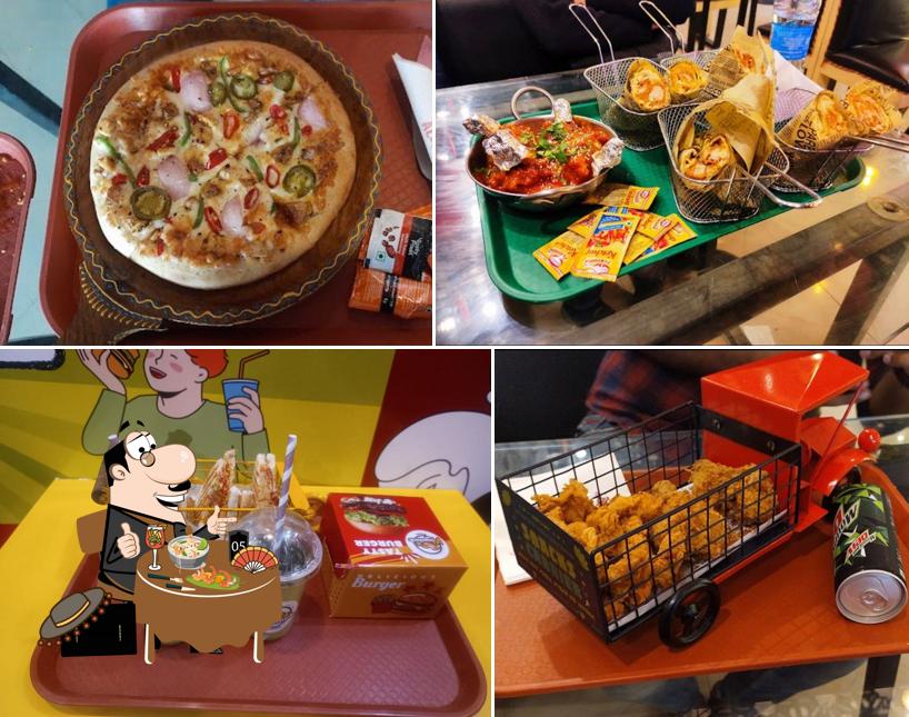 Food at Wrapchick Pizza