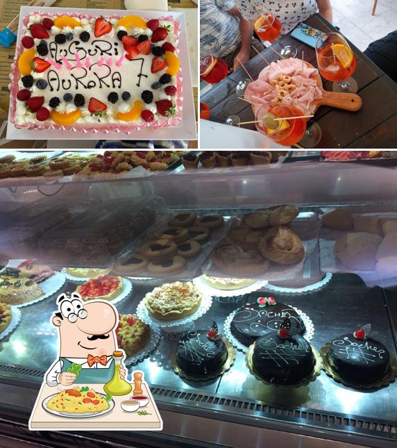 Cibo al Bar Pasticceria Gelateria Garbisa