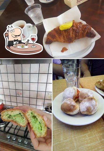 Cibo al La Dolce Vita ( Bar, Pizzeria forno a legna )