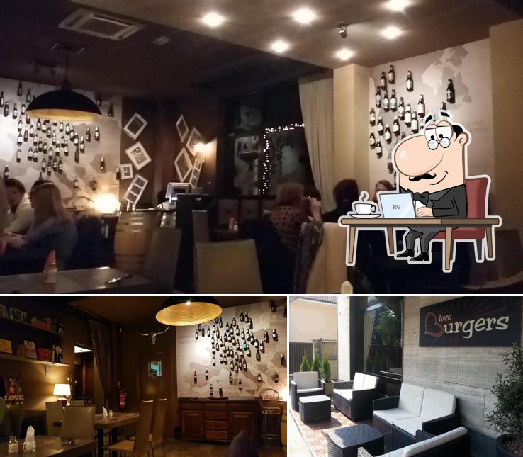 Gli interni di Love Burgers