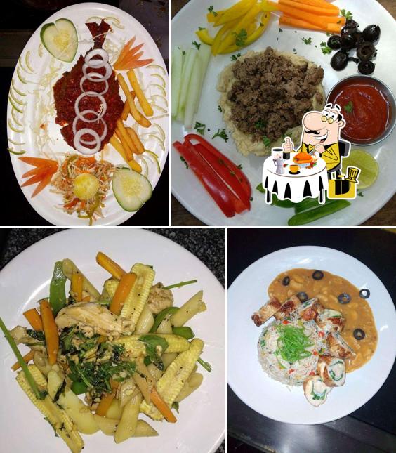 Food at 8 Sea Shells