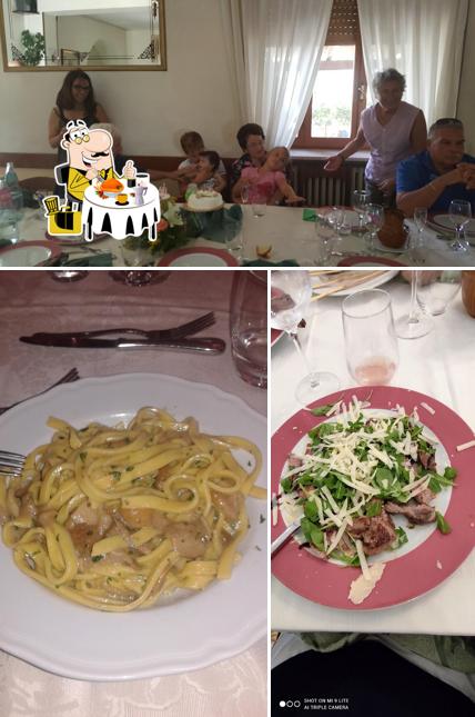 La foto di cibo e interni da Albergo Drago