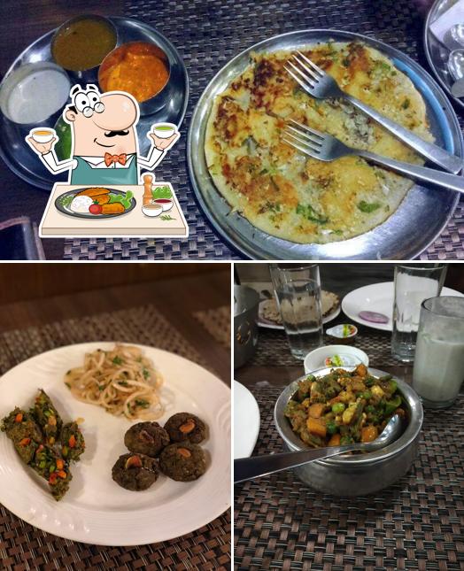 Food at Veggie Galaxy