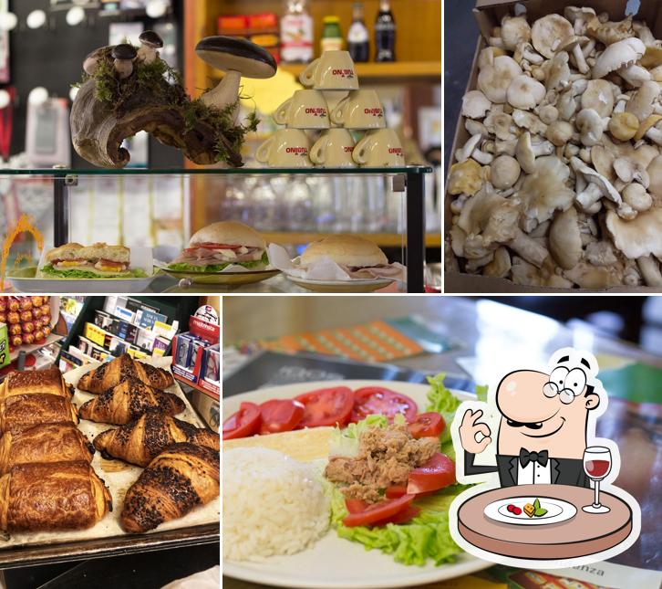 Cibo al BUFFET STAZIONE
