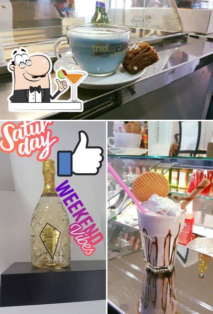 Prenditi un drink dal menu