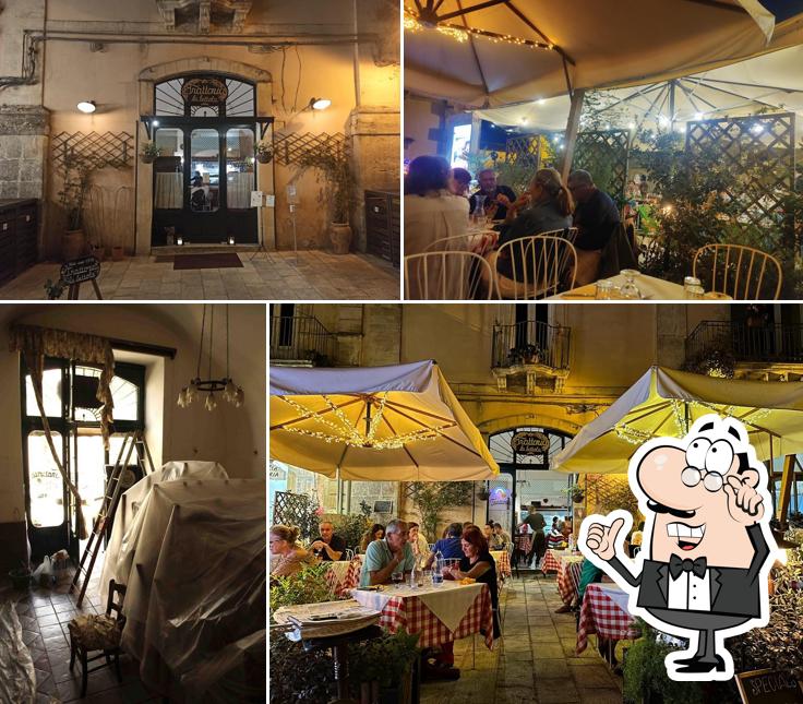 Gli interni di Trattoria La Bettola