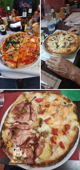 A Pizzeria Eclipse, puoi prenderti una bella pizza