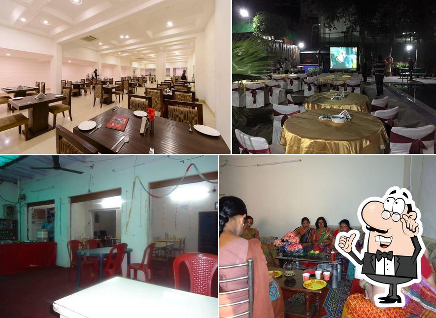 The interior of Hotel Atithi
