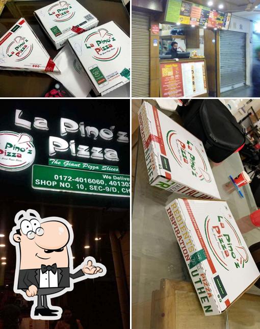 Check out how La Pino'z Pizza looks inside