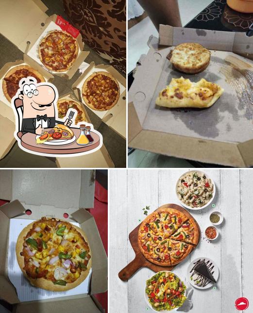 Pizza Hut Seasons Mall, Pune