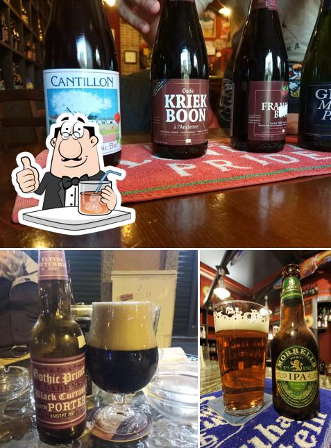 Goditi un drink dal menu