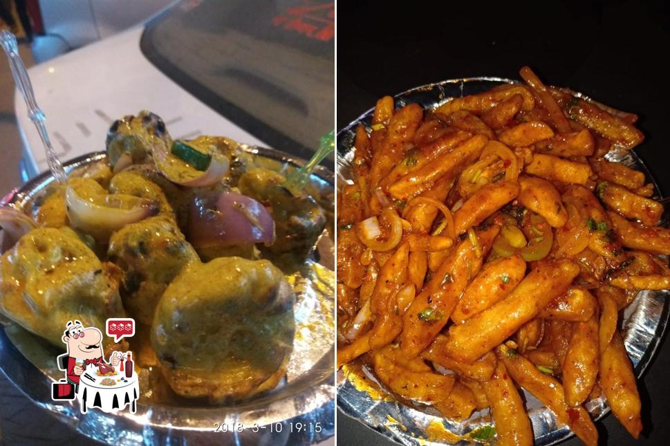 Order seafood at Darjeeling momos