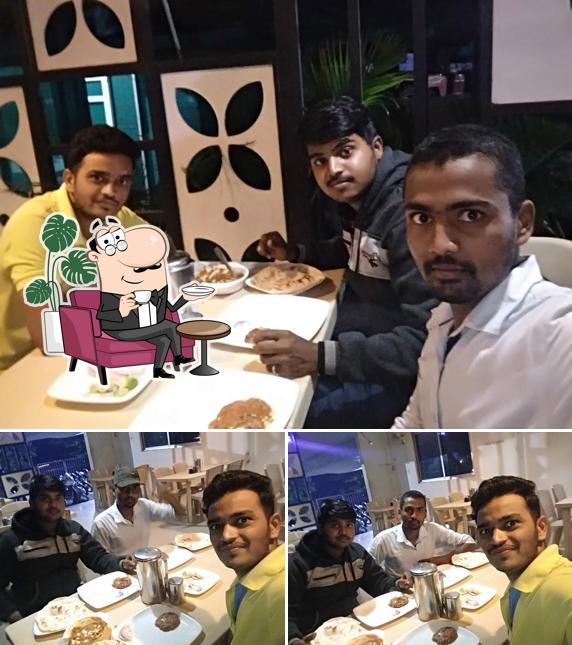 Hotel Kolhapuri Tadka Veg And Non Veg