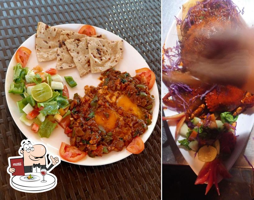 Food at I GOA surf beach cafe