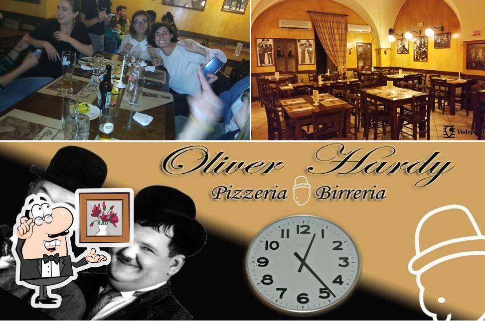 Oliver Hardy si caratterizza per la interni e esterno