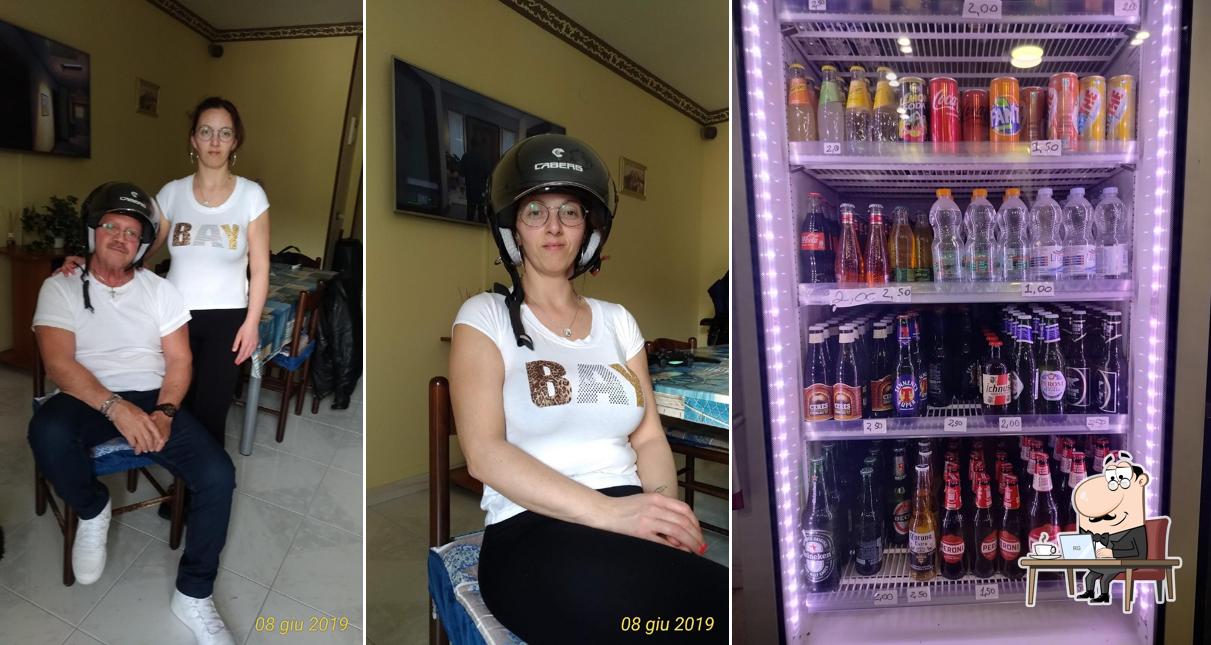 Dai un'occhiata agli interni di Open Gate Bar
