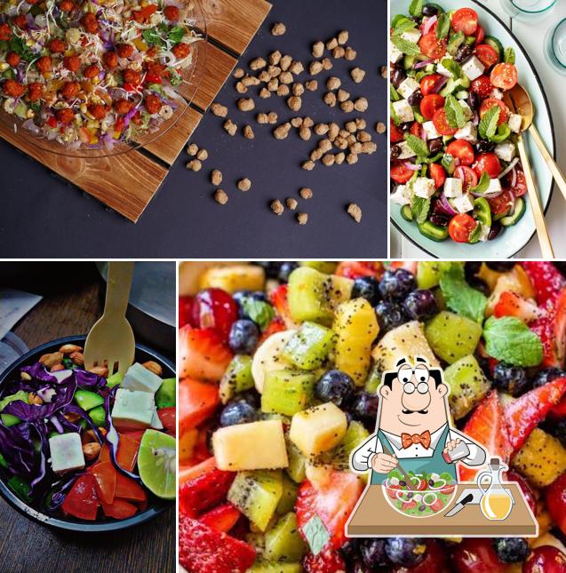 Greek salad at Salado - Healthy Food in Kota