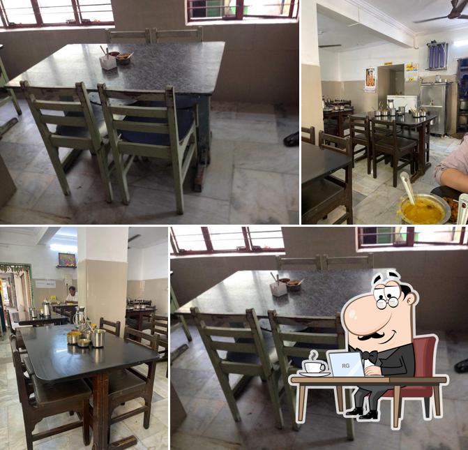 The interior of Apoorva Mess