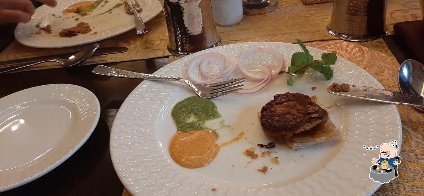 Food at Za-Aiqa