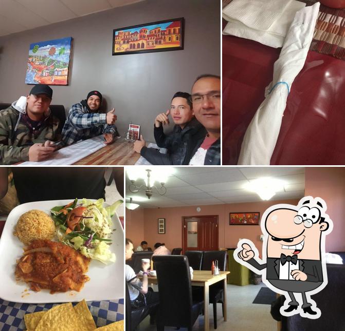 Installez-vous à l'une des tables de El Rancho Spanish Restaurant