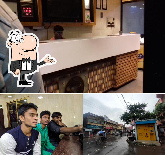 The picture of interior and exterior at KOHINOOR Hotel and Restaurant Benachity (A Legend since 1956)