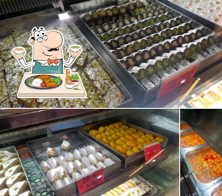 Meals at Pathak Restaurant