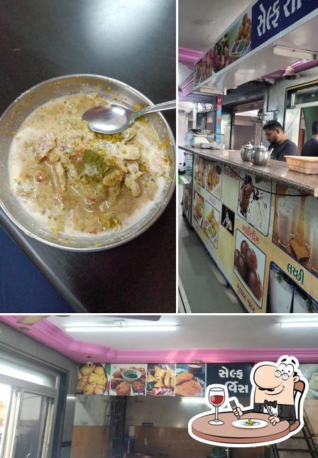 Food at Kanaiya Nasta House