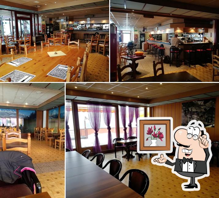 Gli interni di La Piscine Resto-Bar