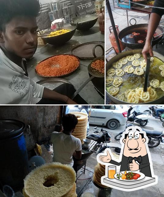 Meals at Saini ladoo wala