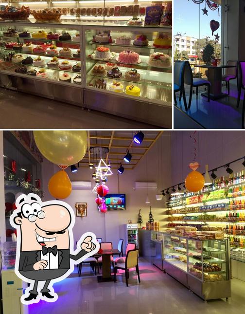 The interior of Bakers & More (Silvassa)