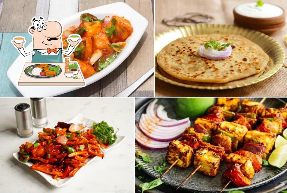 Food at Barbeque Alley - Tandoori Chicken, Malai Chaap, Biryani and More