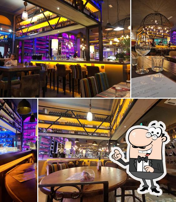 Dai un'occhiata agli interni di Pocanoja