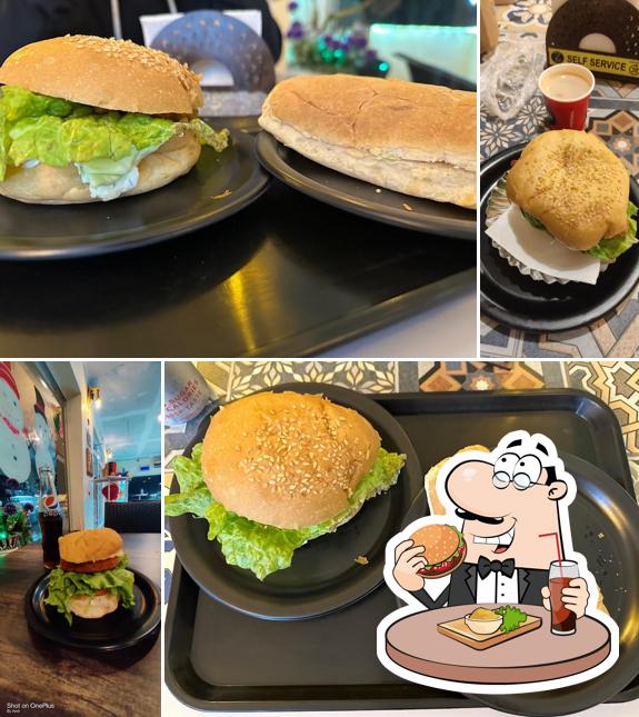 Order a burger at Z अड्डा