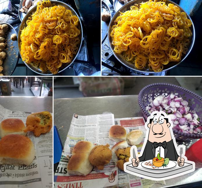 Meals at Ghasilal seth Vada Pav