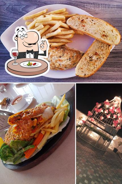 Food at Maahol Restaurant