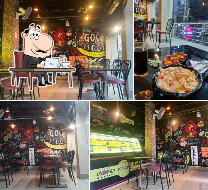 Momo magic cafe