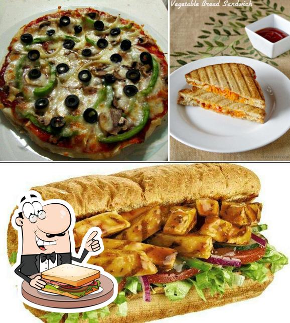 Grilled cheese sandwich at Ezhilarasi Sandwich & Fresh Juice