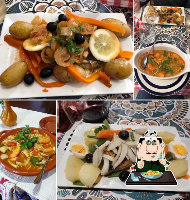 Comida en Tasquinha São João Novo