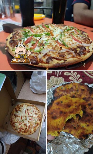 Pick pizza at Umang Juice Bar & Vaishno Bhojan Bhandar