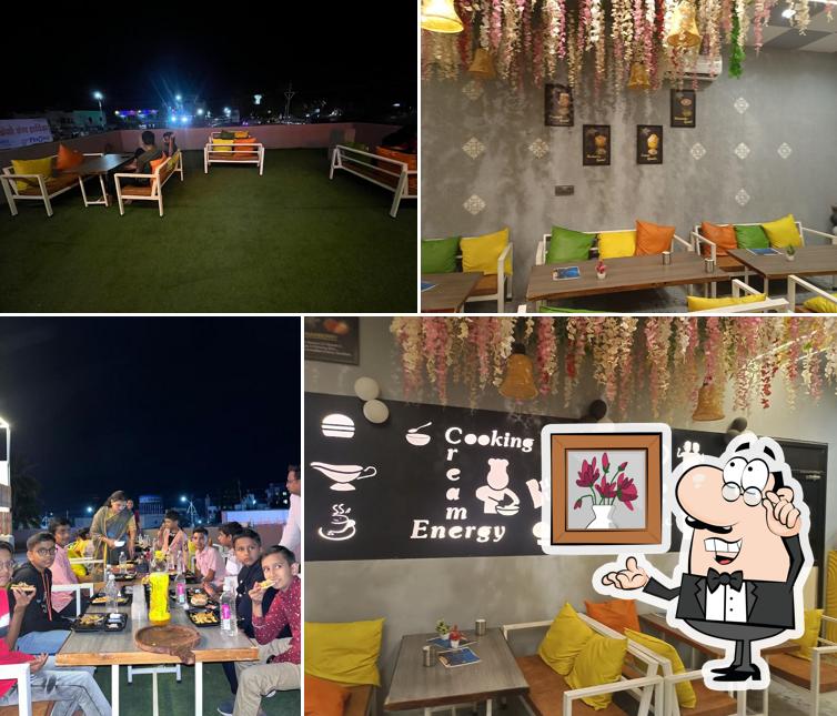 The interior of VITHU MAULI JUICEBAR &CAFE RAHURI