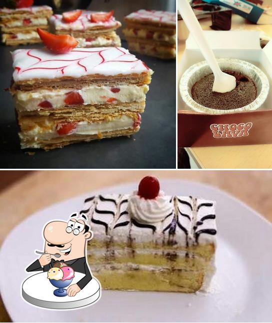 Domino's Pizza Civil Lines , Bareilly offers a variety of sweet dishes