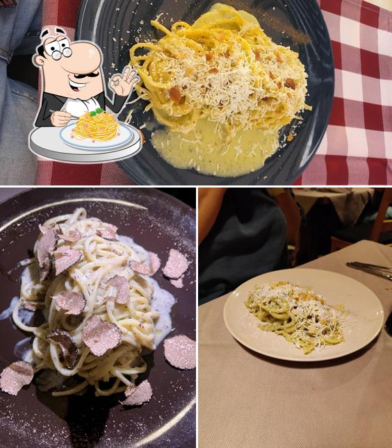 Spaghetti alla carbonara al Ghinè Cambrì