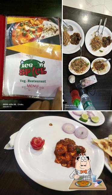 Chicken wings at Ice N Spice