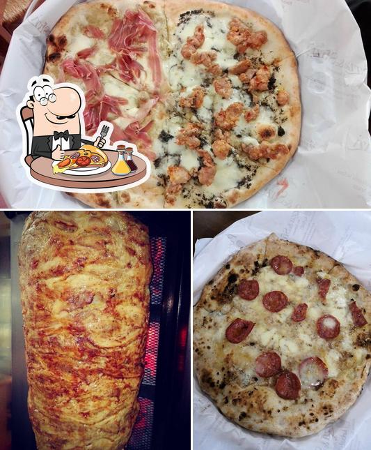 Ordina tra le molte varianti di pizza