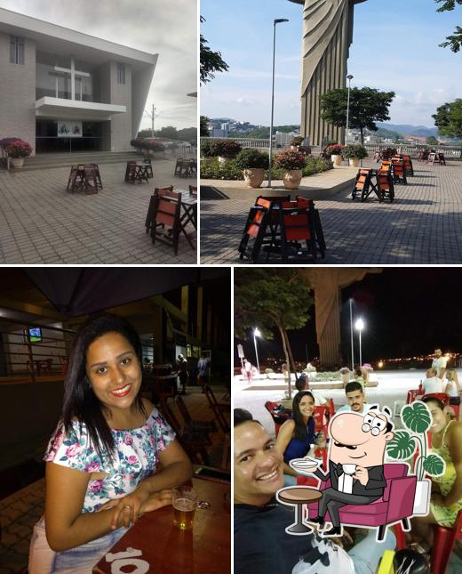 O interior do Bar Do Cristo