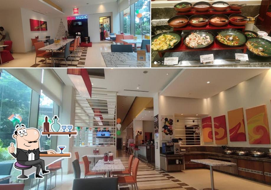 The photo of interior and food at SPICE IT