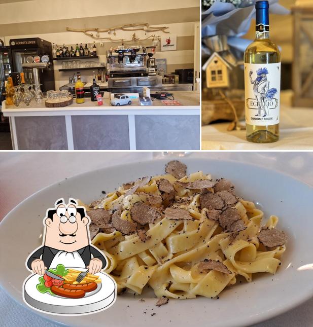 Guarda la foto che mostra la cibo e bevanda di Trattoria la Chiusaccia di Ivan&Monia