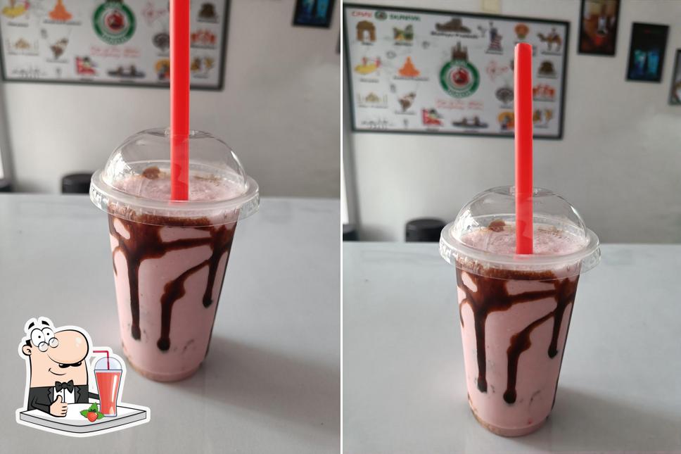 CHAI DUNIYA serves a number of drinks
